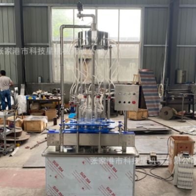 廠家直銷全自動白酒灌裝機(jī) 全自動牛奶灌裝設(shè)備 紅酒包裝機(jī)械