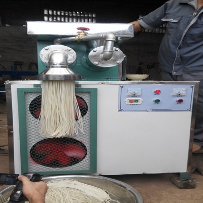 大型自熟玉米面條機(jī)110型全自動(dòng)米線機(jī) 雙筒東北大綠皮朝鮮冷面機(jī)