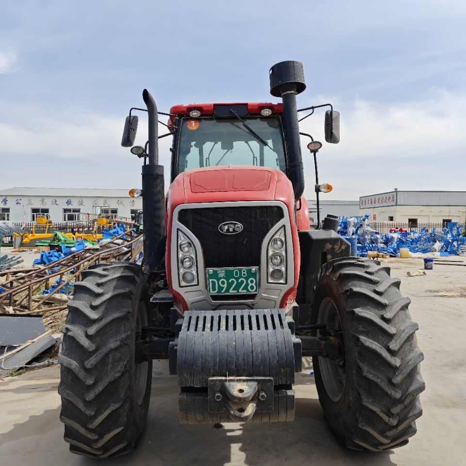 2020年二手東方紅LX2204馬力拖拉機(jī)