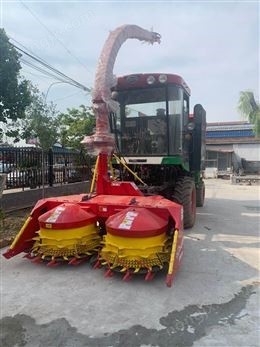 2400型青儲機割臺4